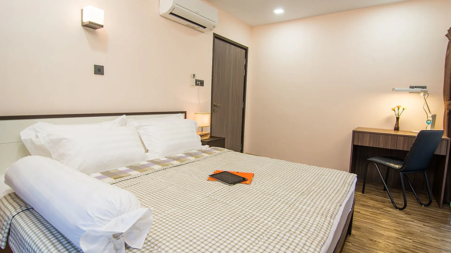 Rose Villa Residence Yangón
