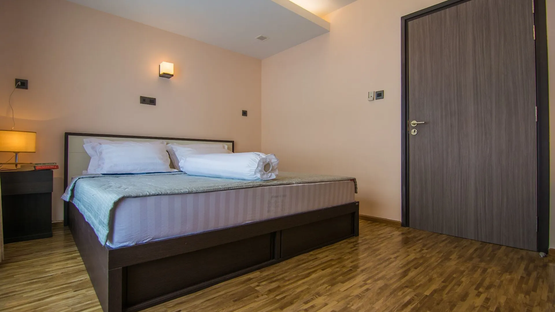 Rose Villa Residence Yangón 0*,  Birmania